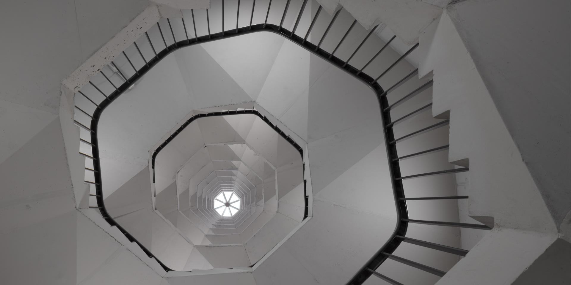 Kingsland Road stairwell